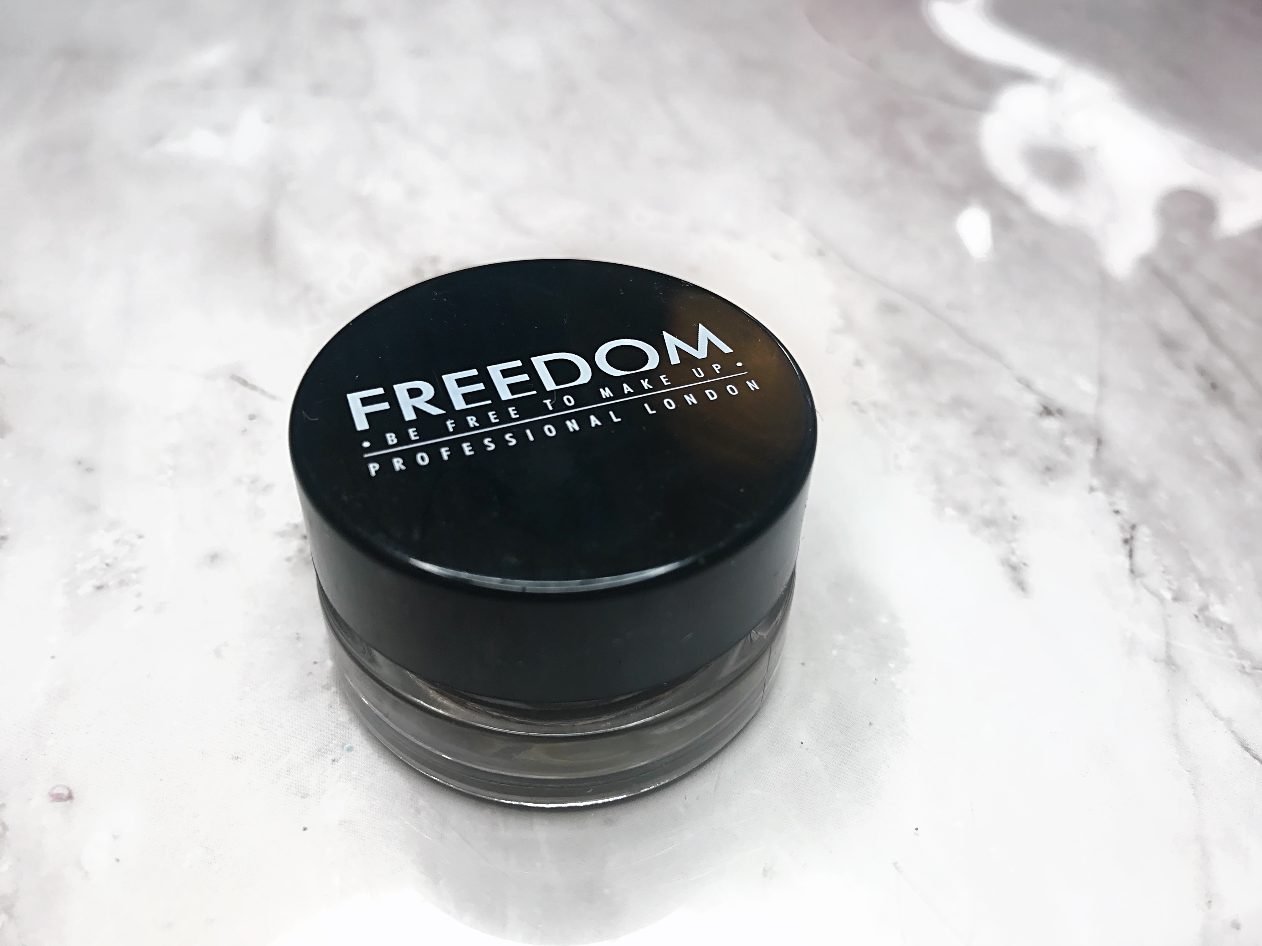 Freedom makeup brow pomade blonde