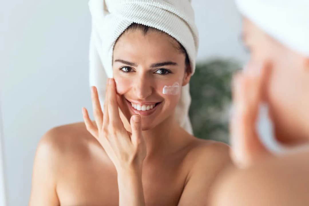 AMVI krem rozświetlający - naturalne składniki, efekty i opinie użytkowników