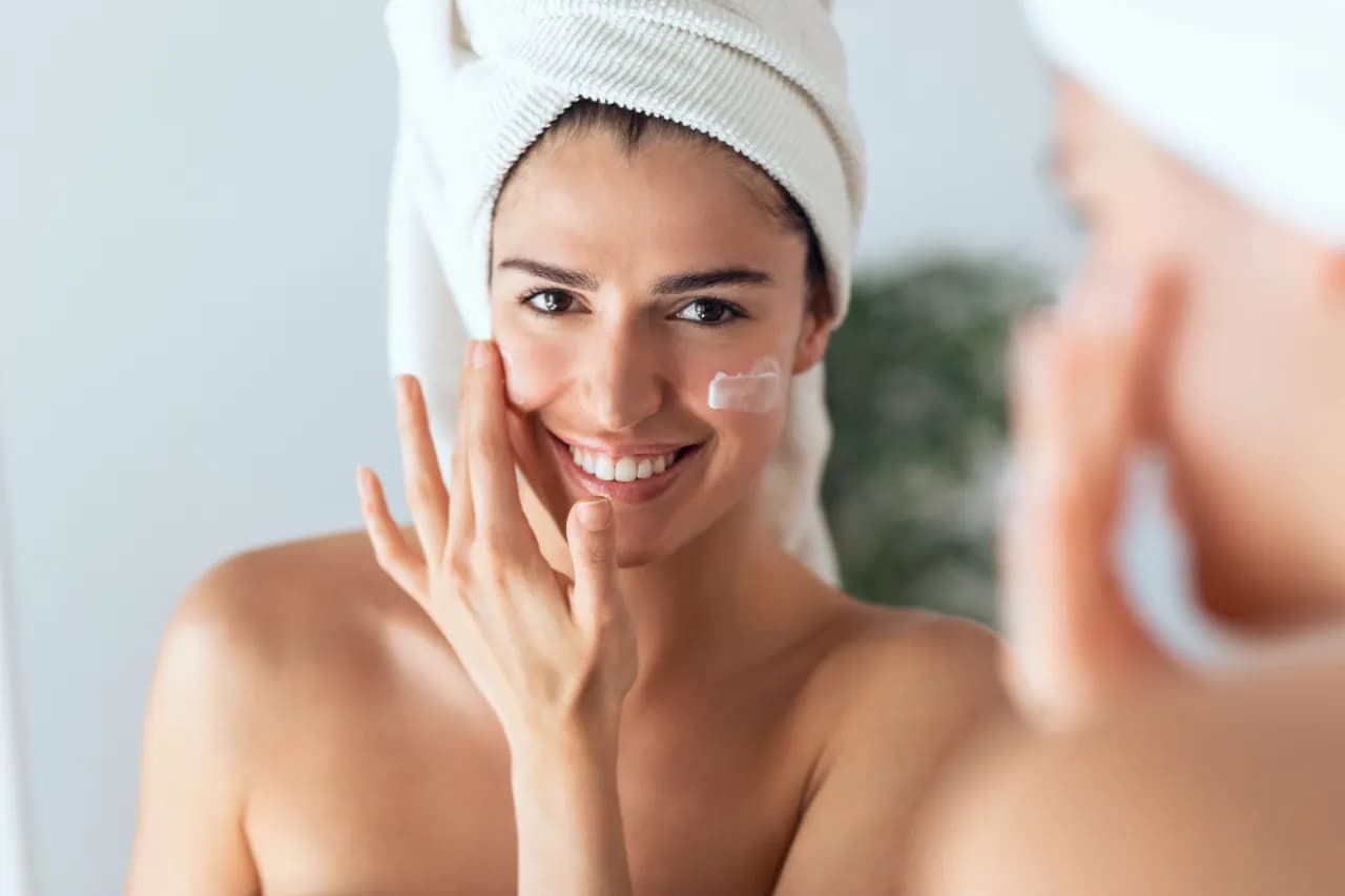 AMVI krem rozświetlający - naturalne składniki, efekty i opinie użytkowników